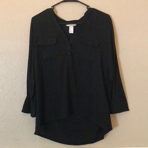 Quarter sleeve, black, flowy top